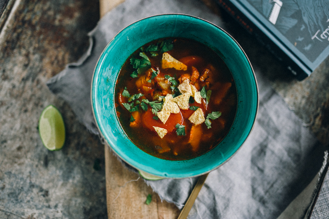 Mexican Soup with Chicken and Lime